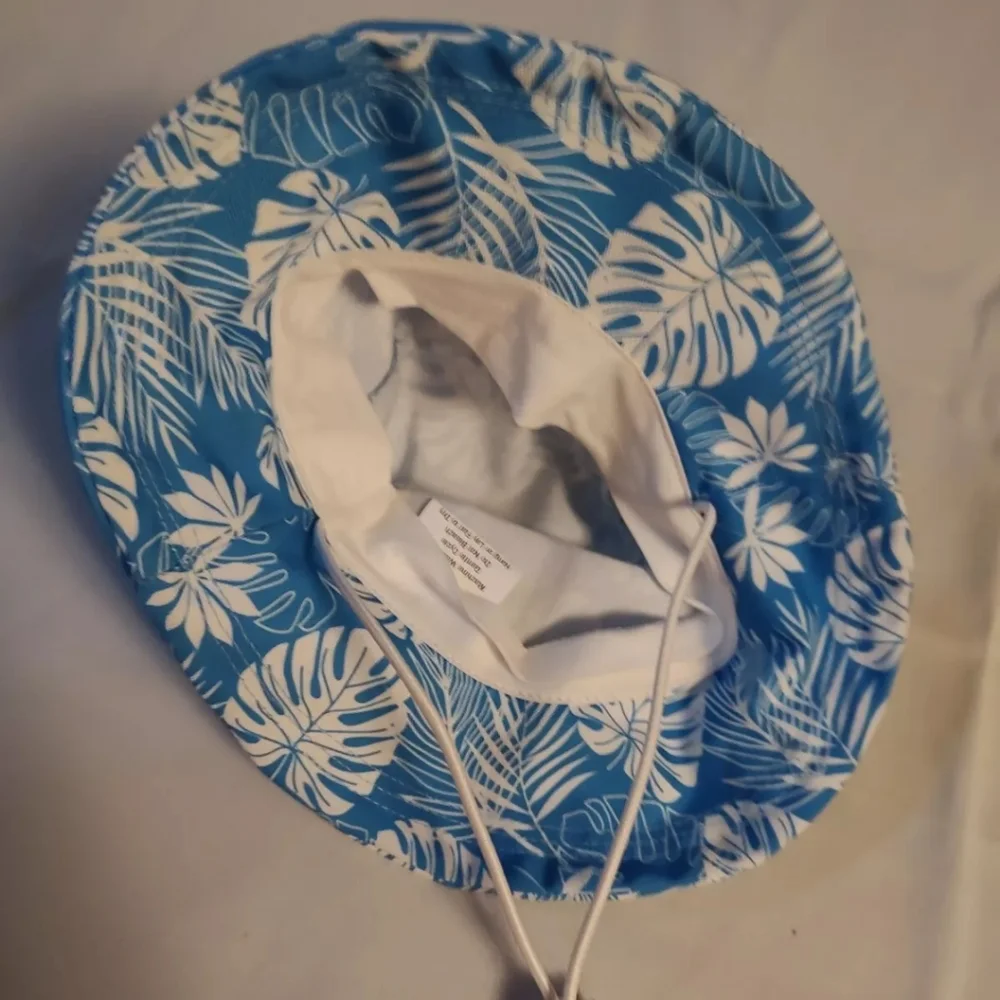 Banana Boat Bucket Hat With Drawstring For DOGS L/XL 12-16” In Blue & White